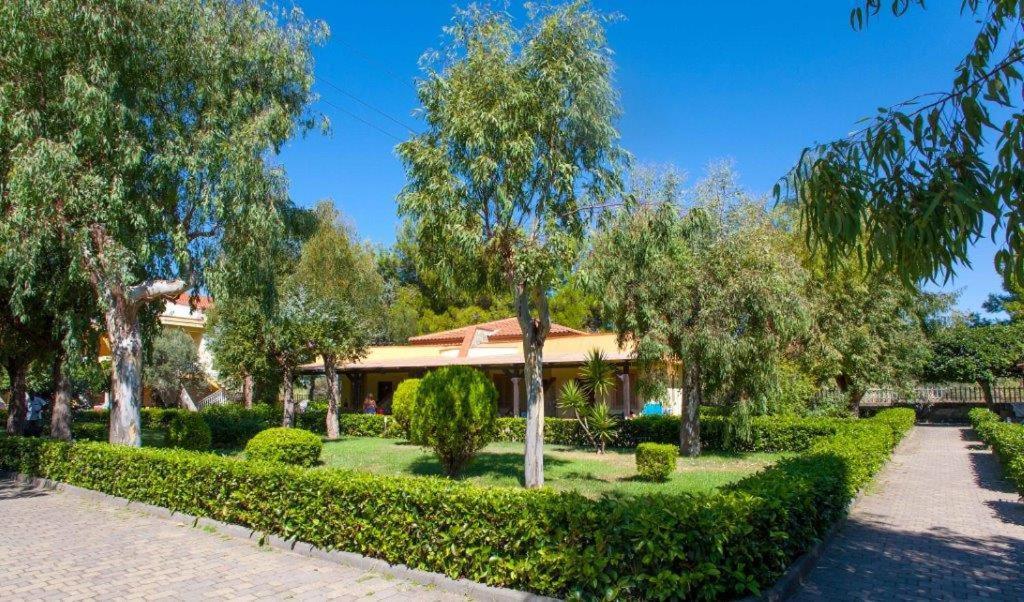 דיאמנטה Villaggio Holiday Beach מראה חיצוני תמונה