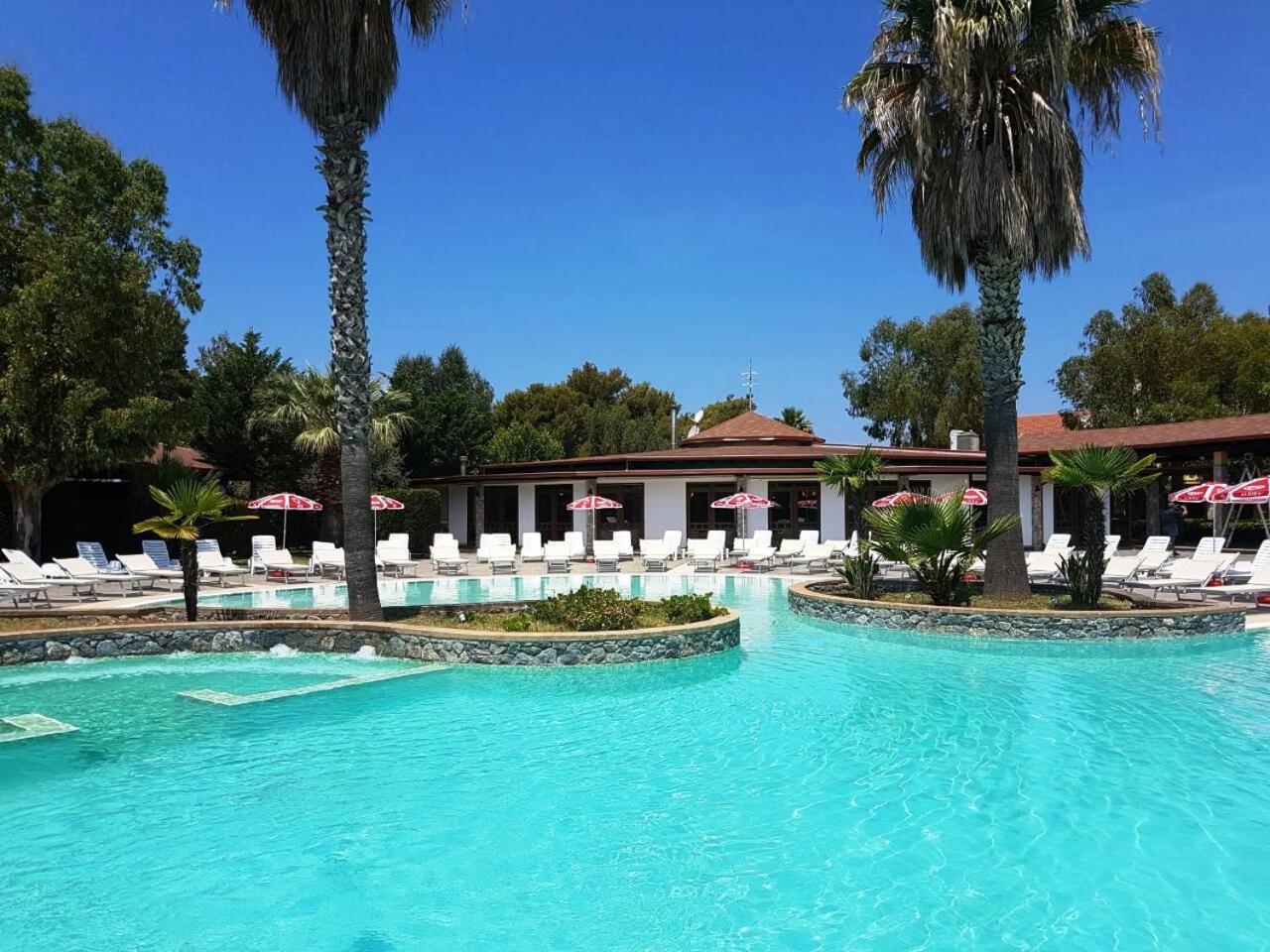 דיאמנטה Villaggio Holiday Beach מראה חיצוני תמונה