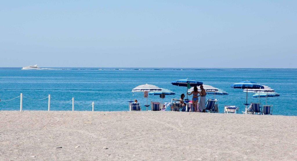 דיאמנטה Villaggio Holiday Beach מראה חיצוני תמונה