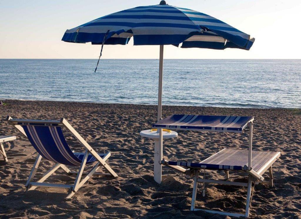 דיאמנטה Villaggio Holiday Beach מראה חיצוני תמונה
